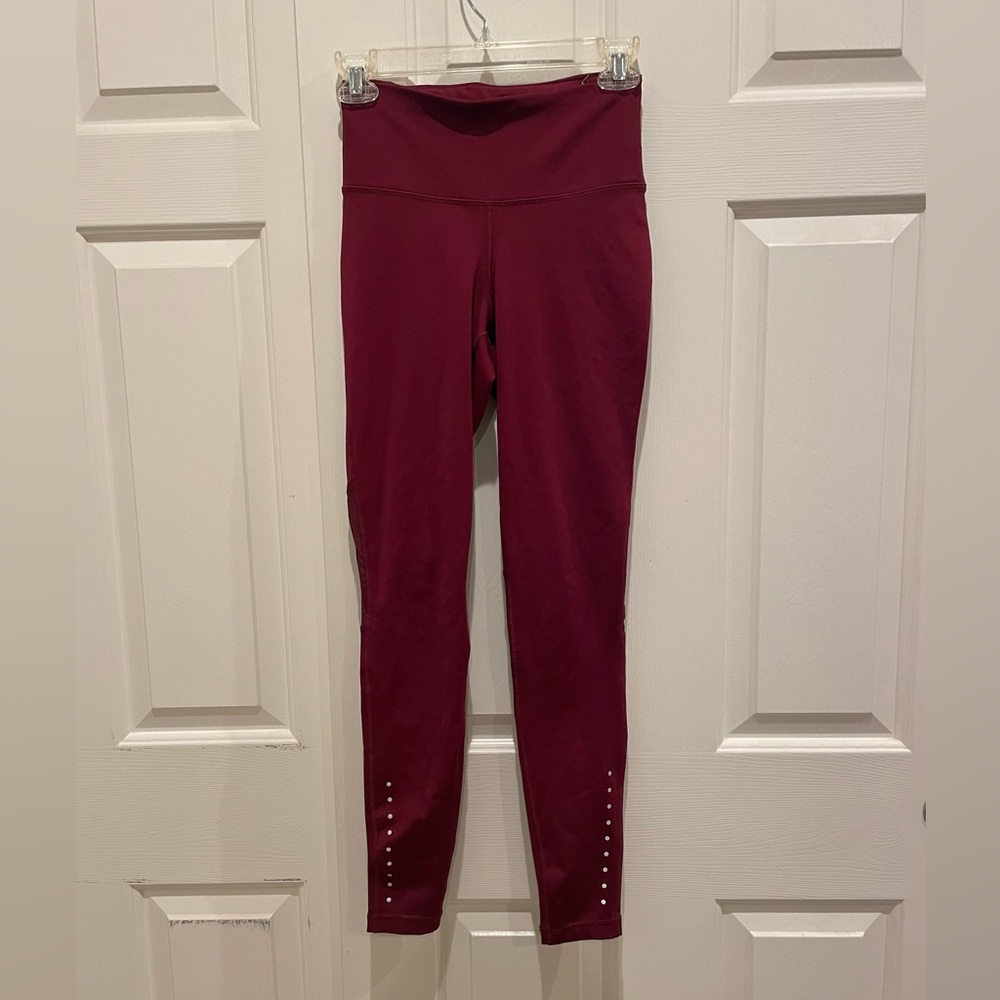 women’s maroon athletic leggings - S